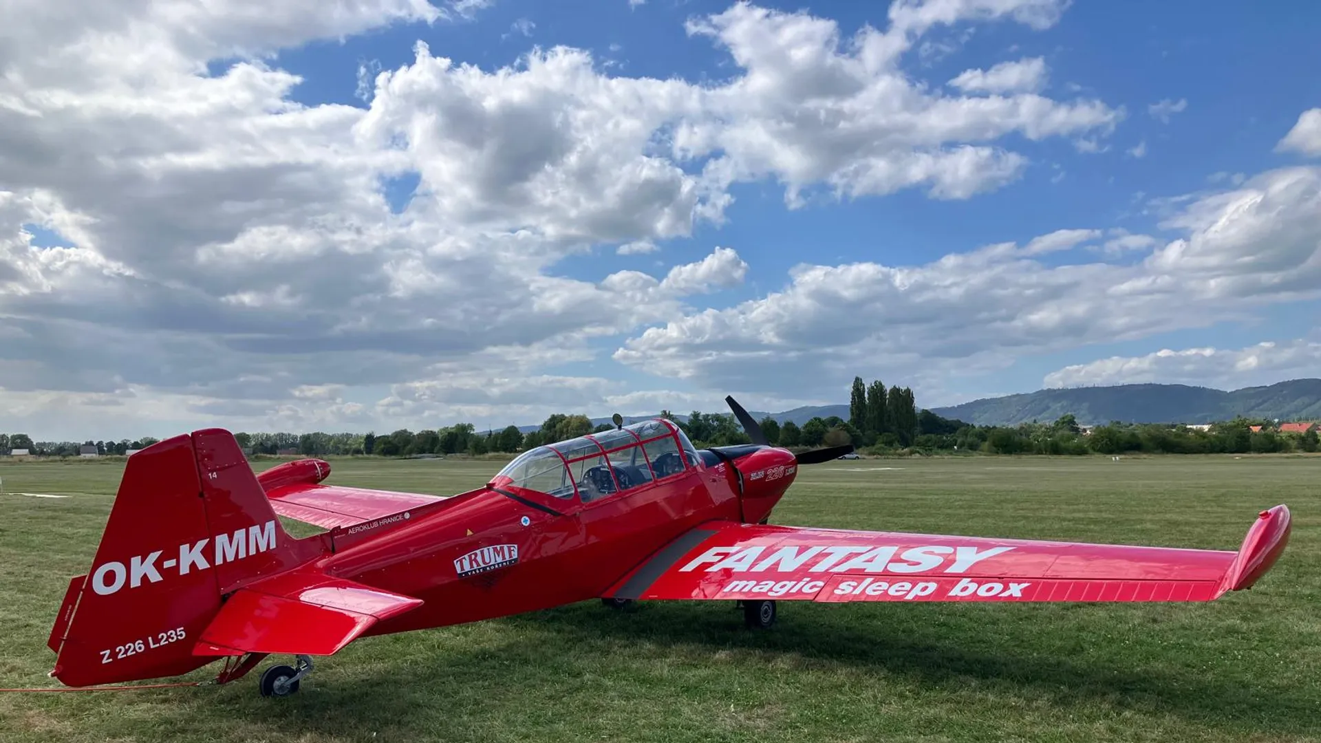 Zlin Z-226L235 — letadlo Aeroklubu Hranice